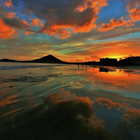 Alquilaencanarias El Medano Beach 1 Екстер'єр фото